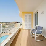 Marina View 7 With Pool By Homing Апартаменты