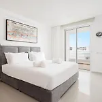 Marina View 7 With Pool By Homing Apartment *