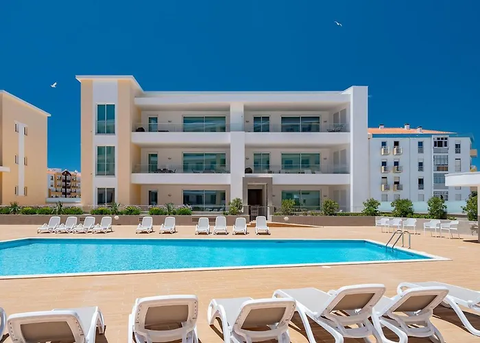 Marina View 7 With Pool By Homing Apartment *