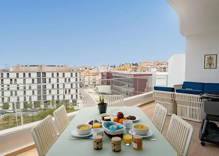 Marina View 7 With Pool By Homing Appartement *