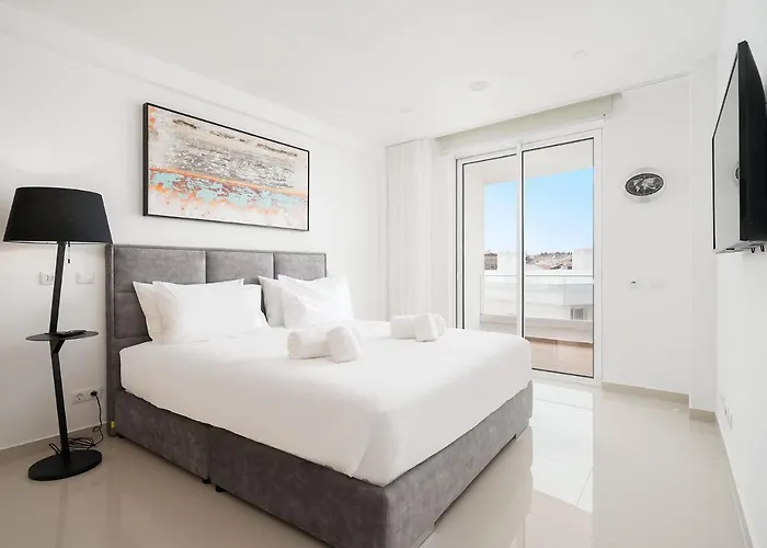 Marina View 7 With Pool By Homing Appartement *